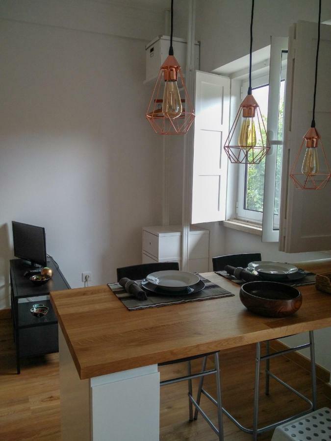 Casa Da Tia Adozinda Appartement Lissabon Buitenkant foto